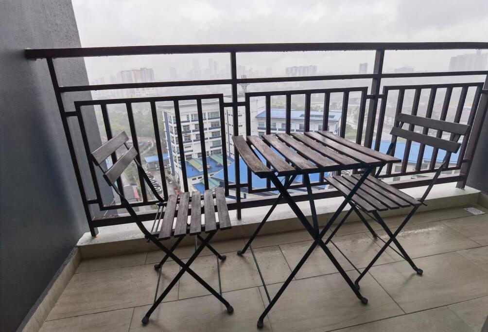 A1403 Jb City Sks Habitat Larkin 2Br 6Pax 100Mbps Netflix!! By Stay Johor Bahru Eksteriør bilde