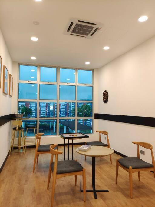 A1403 Jb City Sks Habitat Larkin 2Br 6Pax 100Mbps Netflix!! By Stay Johor Bahru Eksteriør bilde